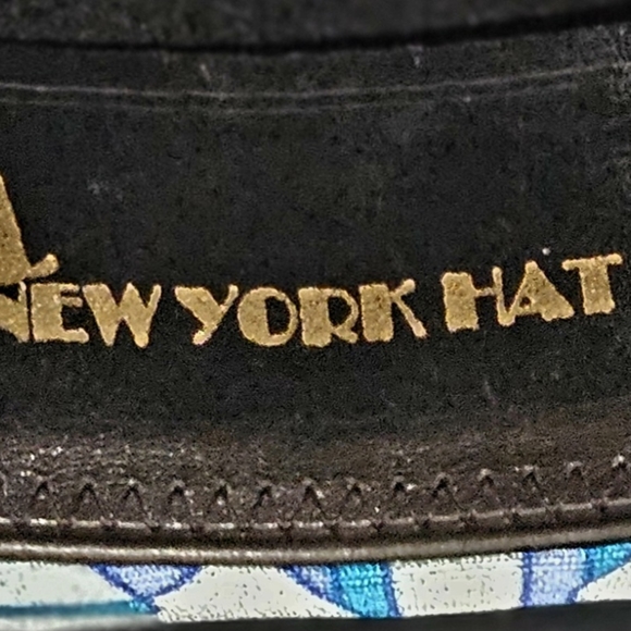 Psychedelic Blue Top Hat from New York Hat Co - Picture 3 of 6